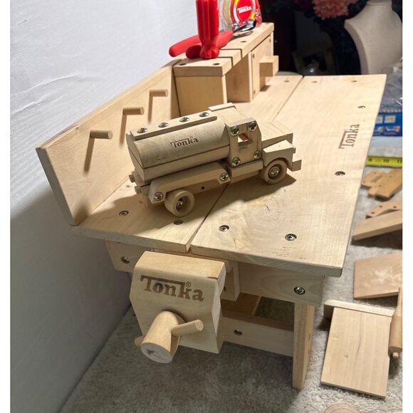 Tonka Workbench Wooden Toy With Tools & Accessories Creativity Fine Motor Skills - Picture 9 of 16